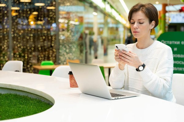 Immortalisez vos échanges avec MonLivreSmS