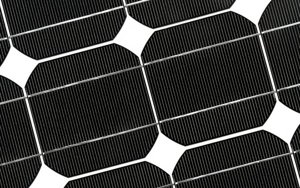 Quels sont les principaux facteurs à considérer avant d'installer des panneaux photovoltaïques ?